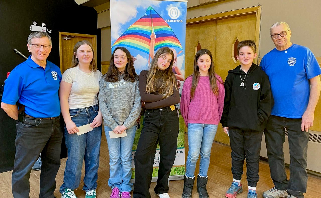 Les jeunes de l’école Masson remportent le volet local de l’Opti-génie 2025