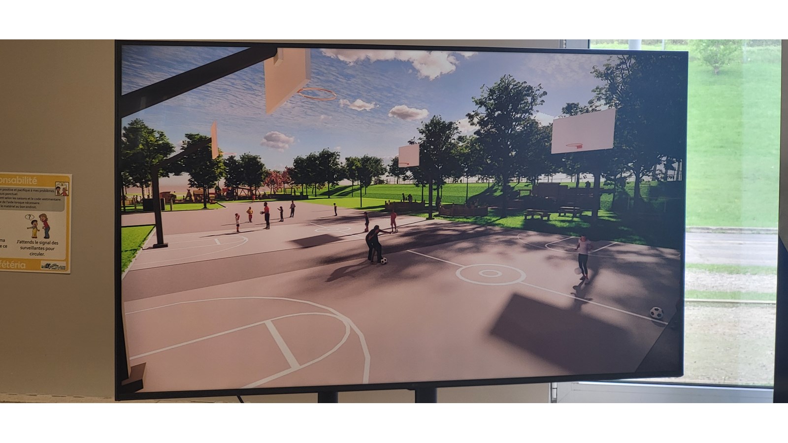 La première pelletée de terre de ce réaménagement, prévu en deux phases, sera effectuée au cours de l’été qui vient avec l’aménagement d’un terrain multisport en gazon synthétique et la construction d’une classe extérieure
