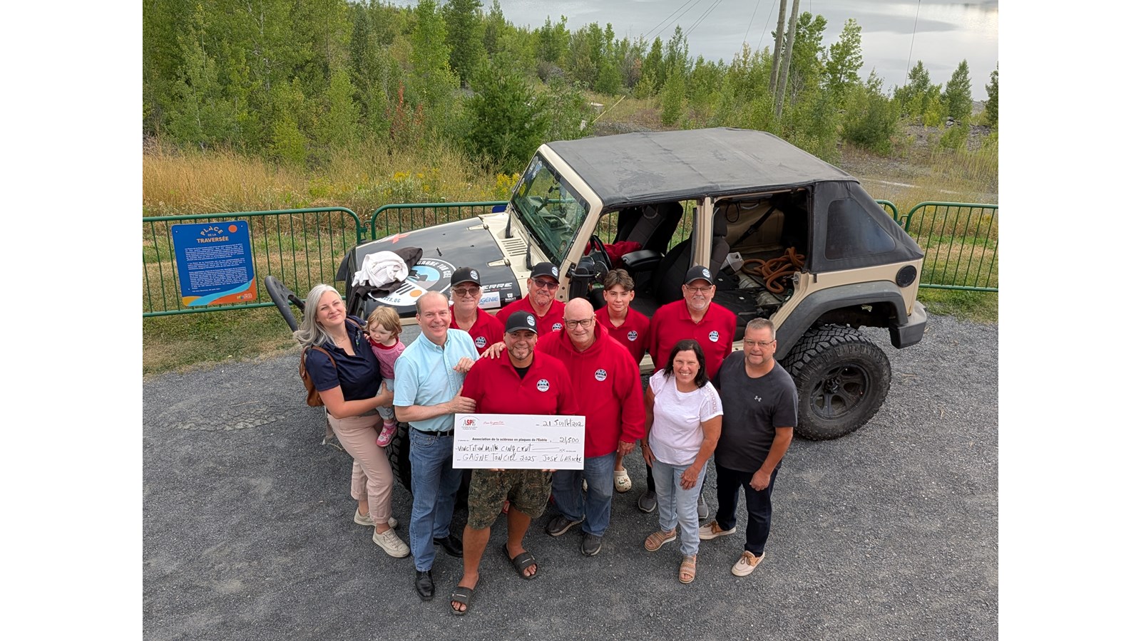 L’initiative « Gagne ton ciel » remet plus de 21 500 $ à l’Association de la sclérose en plaques de l’Estrie