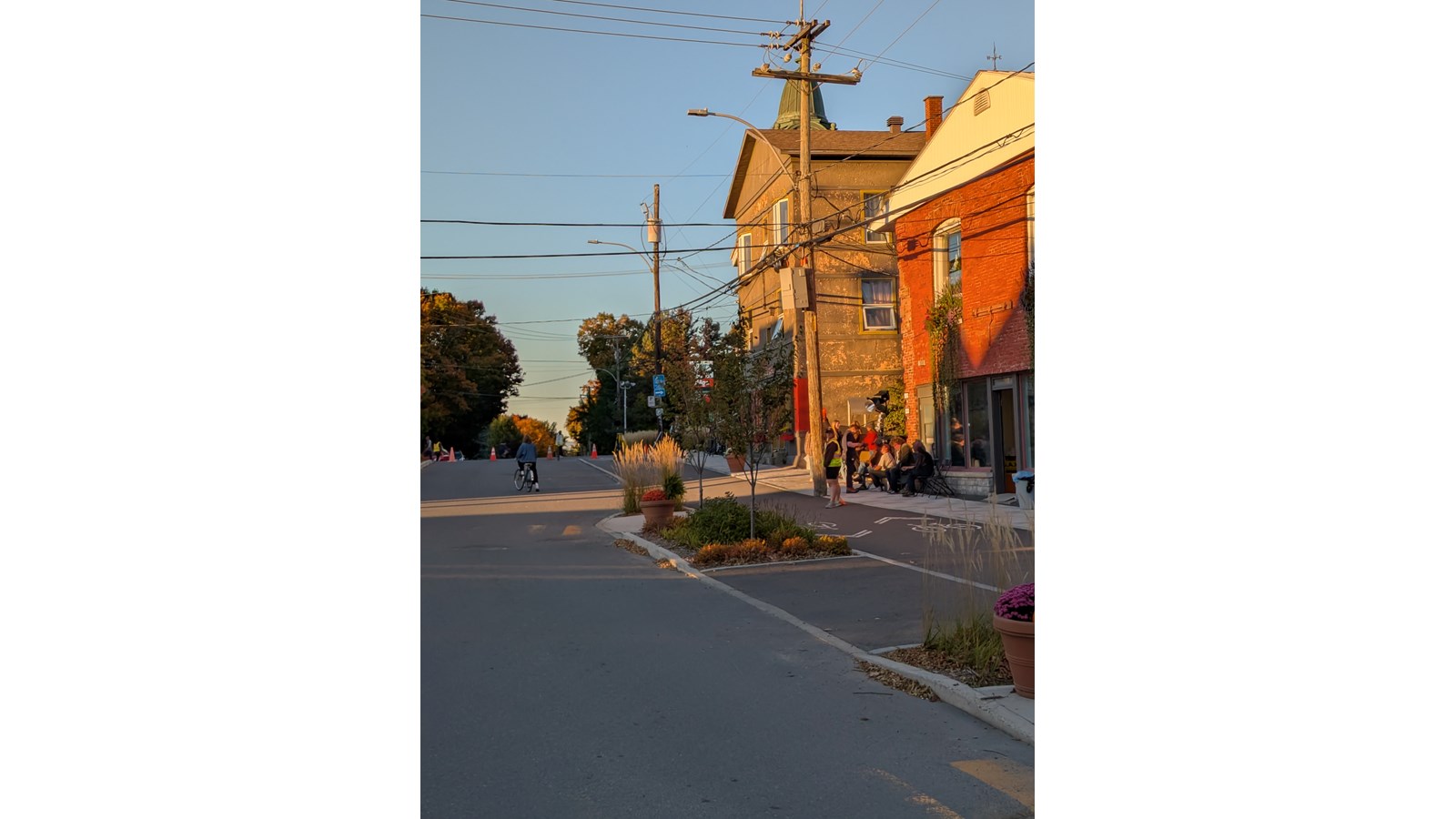 Danville devient « Kingston-Falls » le temps d’un tournage aux influences locales