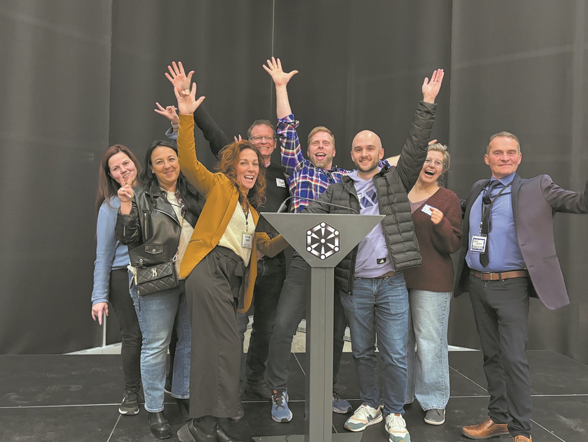 La nouvelle Chambre de commerce et d’industrie du Val-Saint-François présente les membres de son tout nouveau conseil d’administration : Cynthia Lewis, Julie Duhamel, Karine Serra, Hugo Thibaudeau Robitaille, Kevin Bombardier, Jérémie Latourelle, Karine Jeanson, René Lapierre, Mélinda Roy (absente sur la photo).