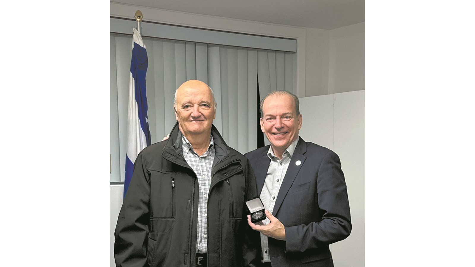 Rolland Camiré et André Bachand.