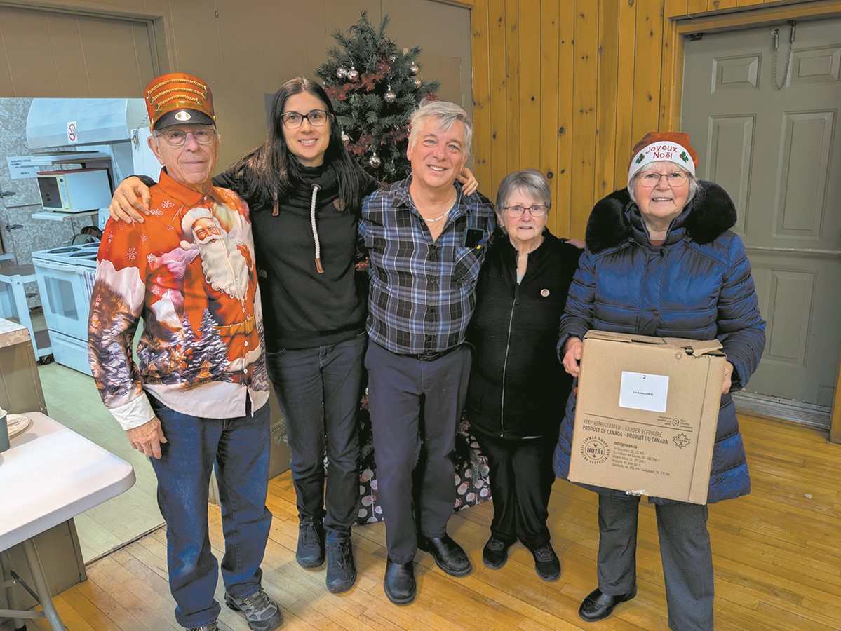 Marc Desrosiers, Katherine Hébert-Metthé, François Charbonneau, ainsi que mesdames Francyne Audet et Marie-Paule Gendron.