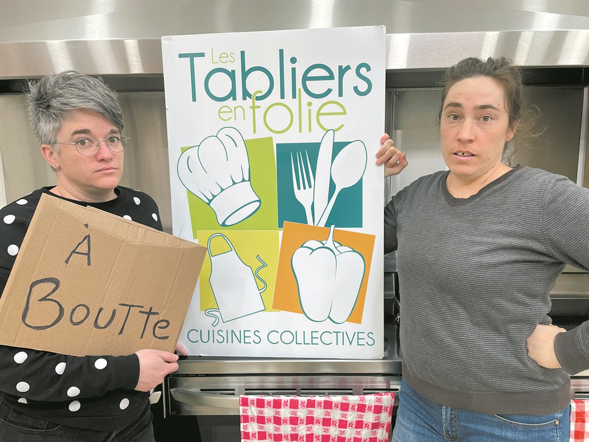 Myriam Campeau directrice des Tabliers en Folie, cuisines collectives, et Audray Auclair intervenante en cuisines collectives.