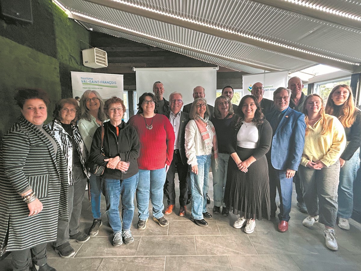 Tour à tour, différents intervenants touristiques ont pris la parole pour présenter leur entreprise en mettant l’accent sur les nouveautés de la saison 2026.