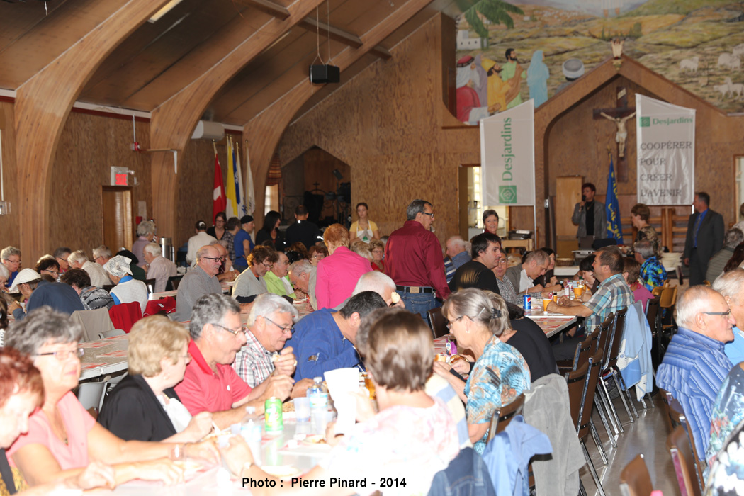 Souper au spaghetti Desjardins-Chevaliers 2014