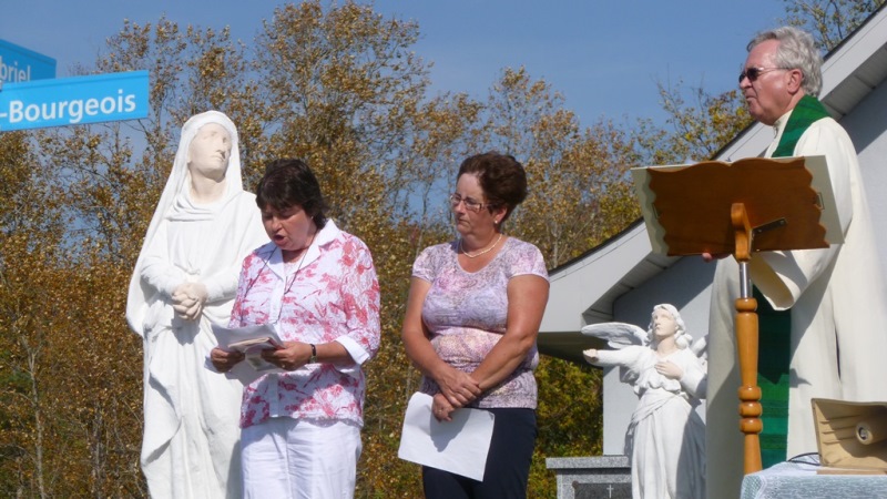 Cérémonie souvenir au cimetière Saint-Philippe