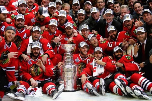 Les Blackhawks de Chicago gagnent la Coupe Stanley à la maison