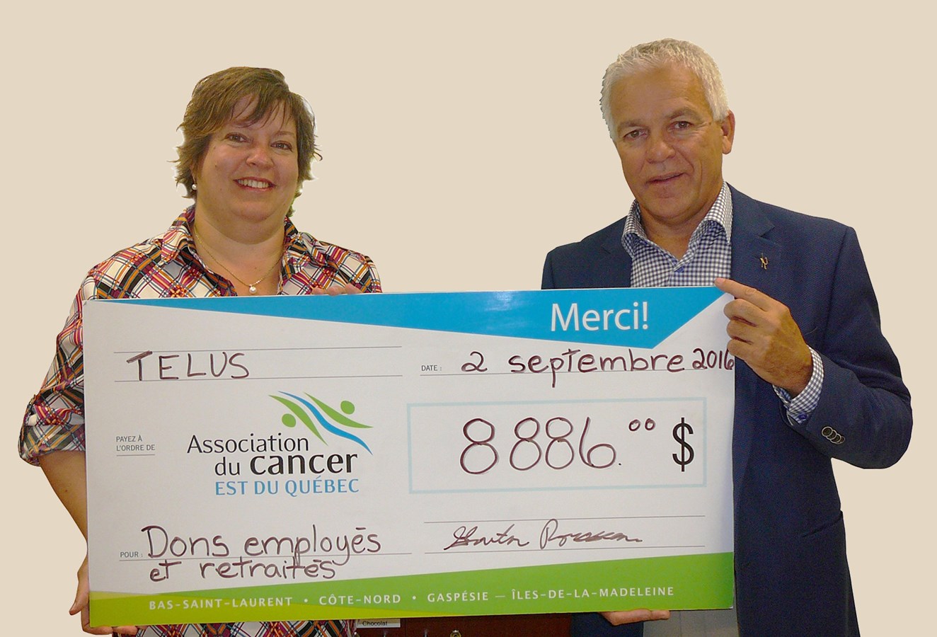 Les employés et retraités de TELUS remettent 8886 $ à l’Association du cancer de l’Est du Québec