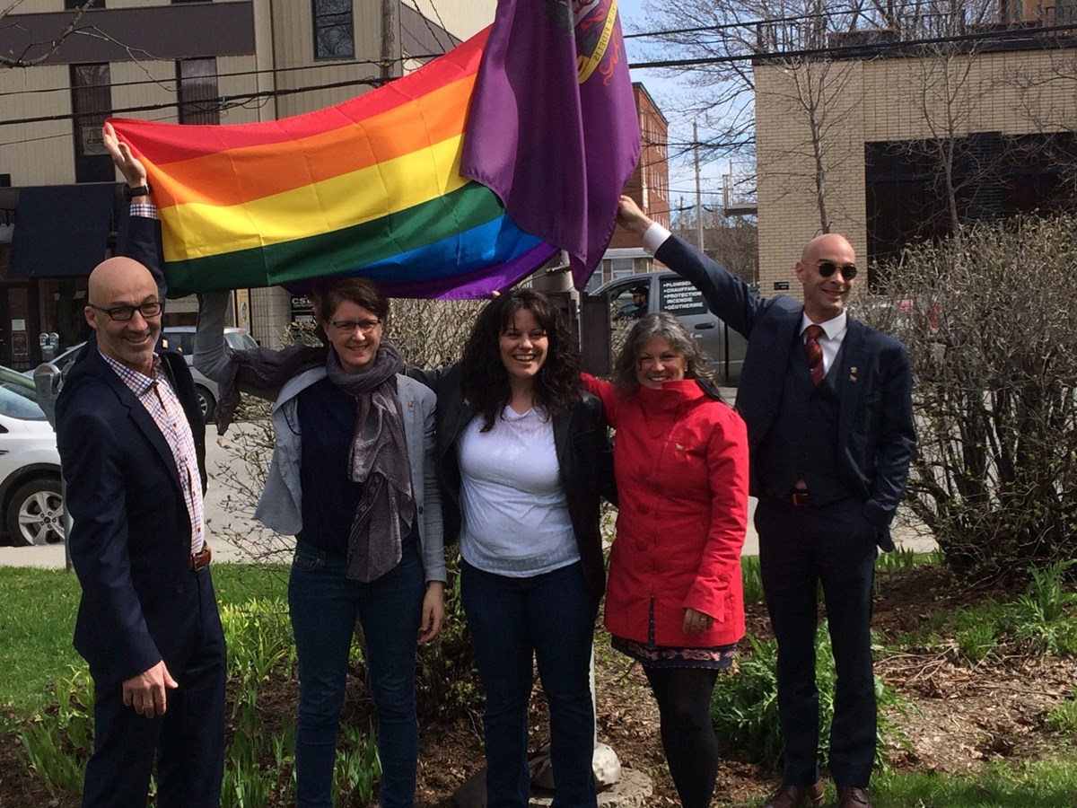 Rimouski déploie les couleurs de l’arc-en-ciel pour contrer l’homophobie et la transphobie