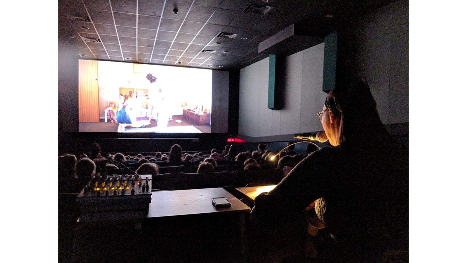 Une ciné-matinée à la galerie d'art Léonard-Parent