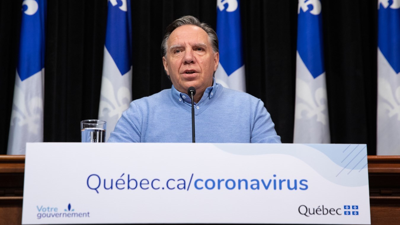 « On met le Québec sur pause » - François Legault