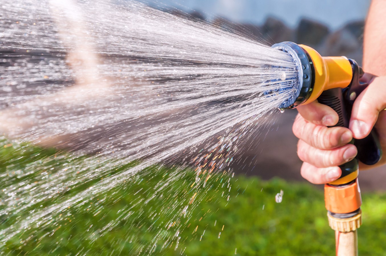 La collaboration des Loupérivois pour la réduction d’eau potable s’est immédiatement fait sentir à l’usine de filtration et la consommation a rapidement baissé de quelques milliers de mètres cubes.