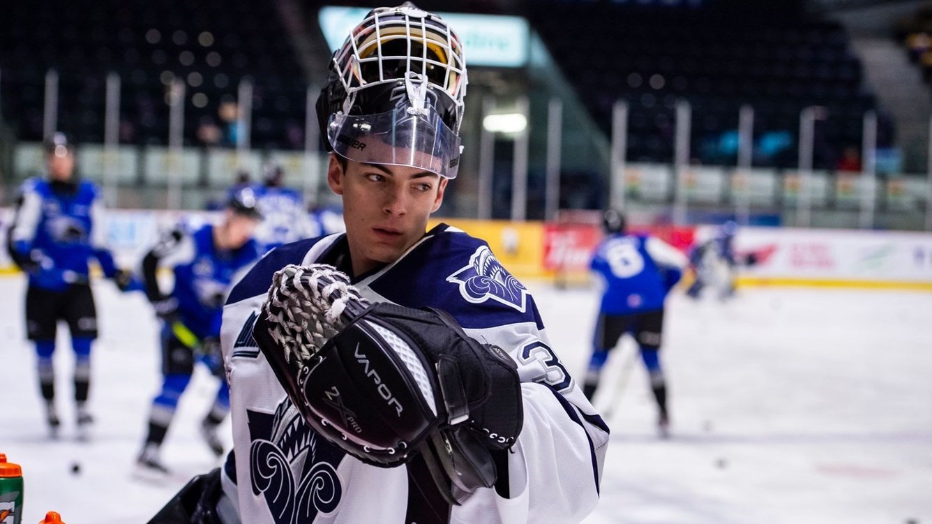 Le gardien âgé de 20 ans, Creed Jones, rejoint les Sea Dogs de Saint-John. 