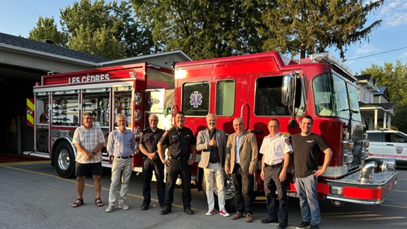 Un nouveau camion autopompe-citerne aux Cèdres 