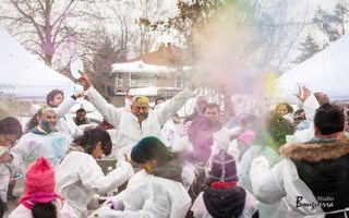 Plus de 300 personnes au premier Holi Hai de Vaudreuil-Dorion