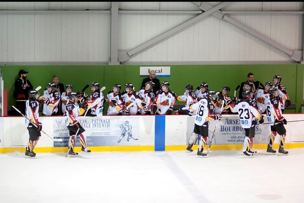 Knight-Rouleau ramène les Mustangs dans la série