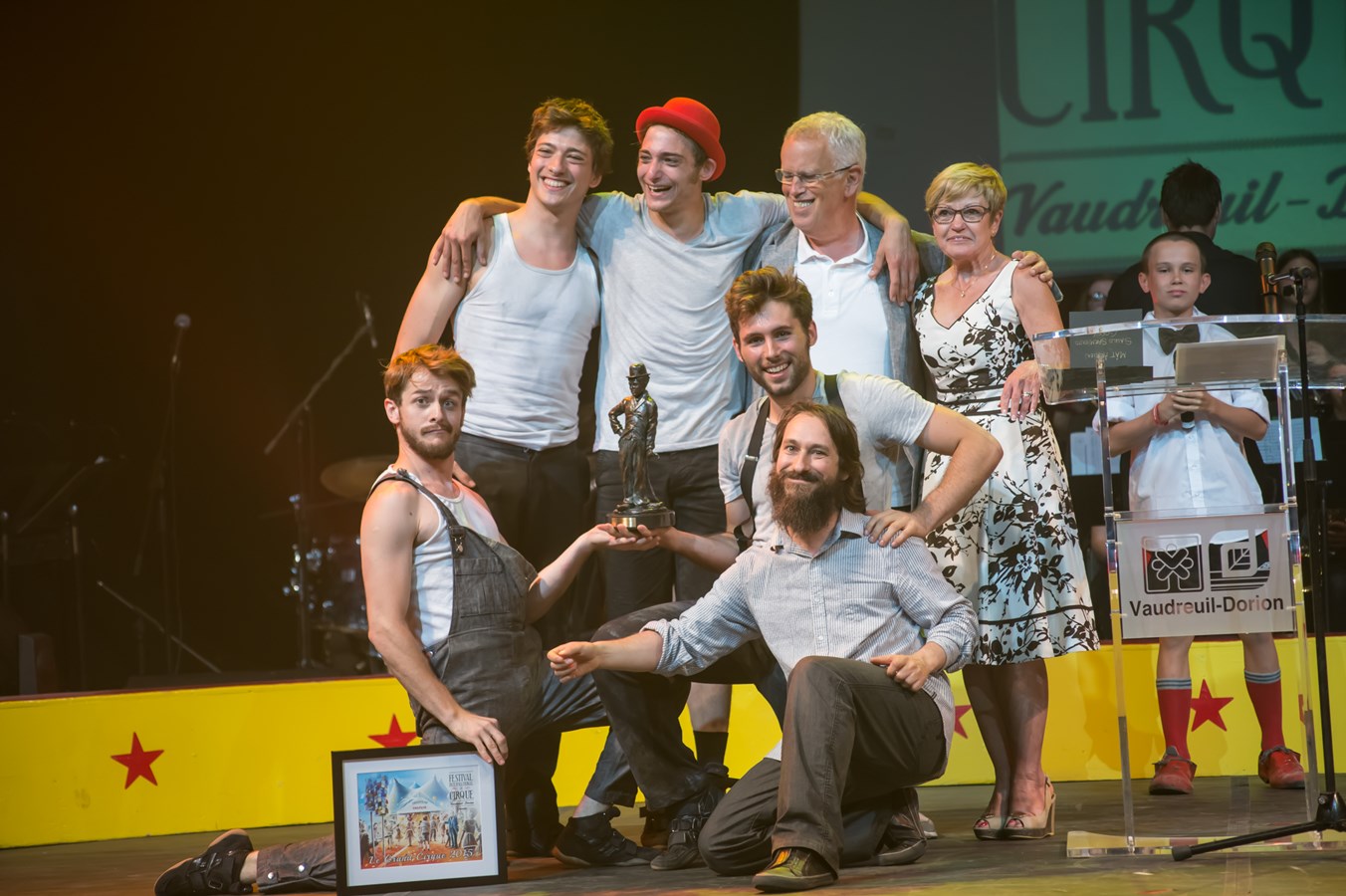 Machine de Cirque remporte le trophée Charlie-Chaplin!