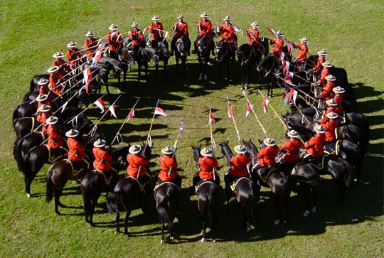 Le Carrousel de la GRC présent au Festival au galop de Saint-Lazare
