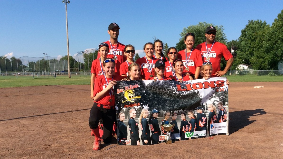 Trois finales et deux médailles d’or pour les Lions au tournoi provincial de balle rapide