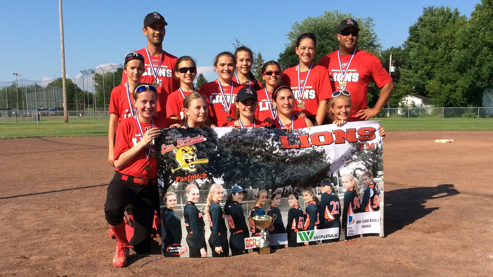 Les Lions du Lac Saint-Louis U14 terminent en force avant le championnat de l’Est du Canada