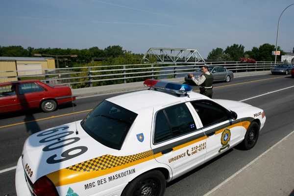 Feux de circulation temporaires sur l'autoroute 20 Est