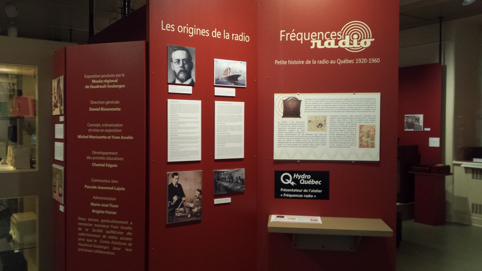 Exposition Fréquences radio : la petite histoire de la radio au Québec de 1920 à 1960