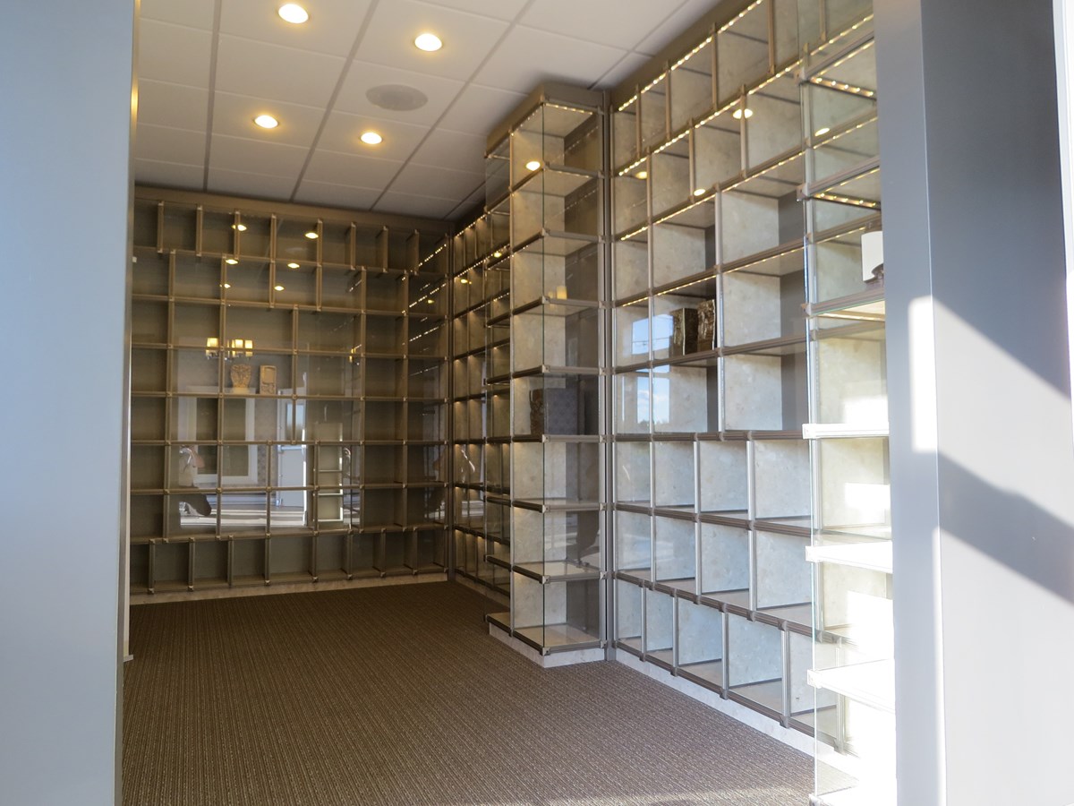 Un columbarium (cimetière interne)