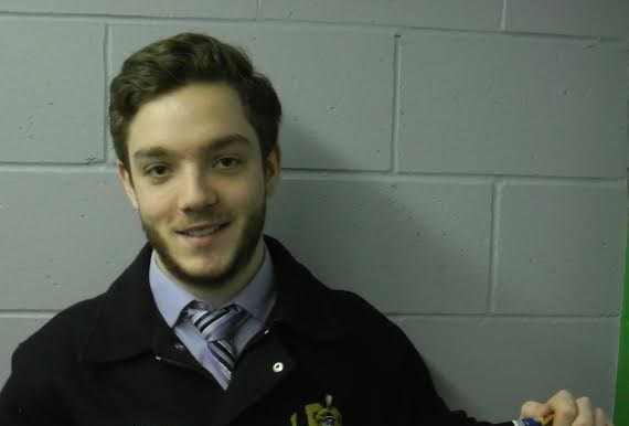 Les Mustangs surprennent les Cobras