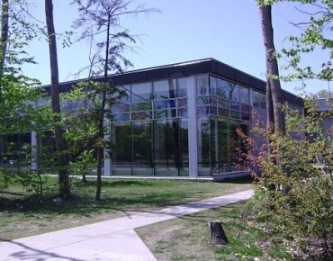 L'écrivaine québécoise Nane Couzier à la Bibliothèque de Pincourt