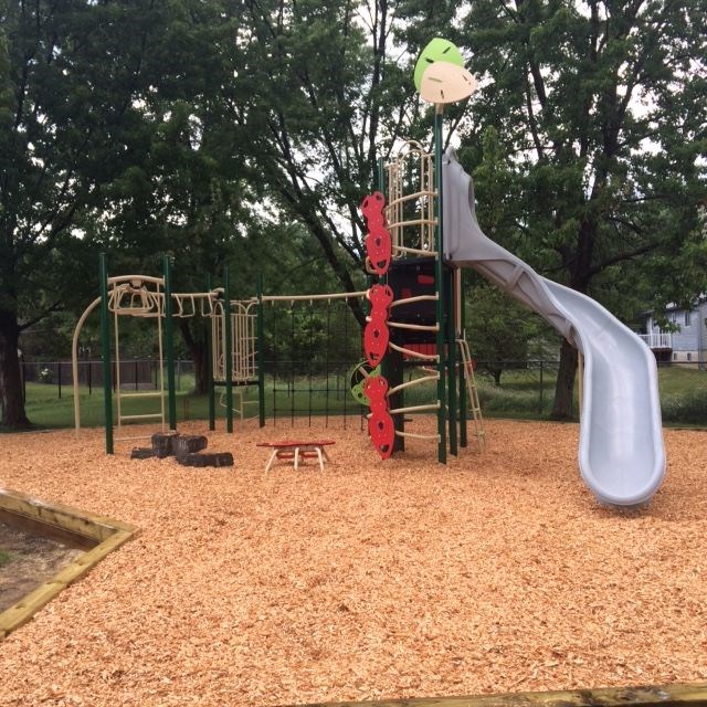 Les nouveaux modules de jeux sont maintenant prêts du parc Daviau