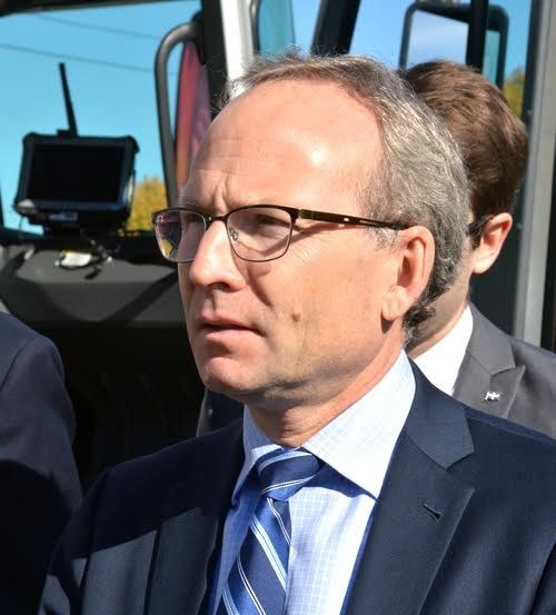 Pincourt reçoit le ministre Martin Coiteux dans le cadre de la semaine de la prévention des incendies