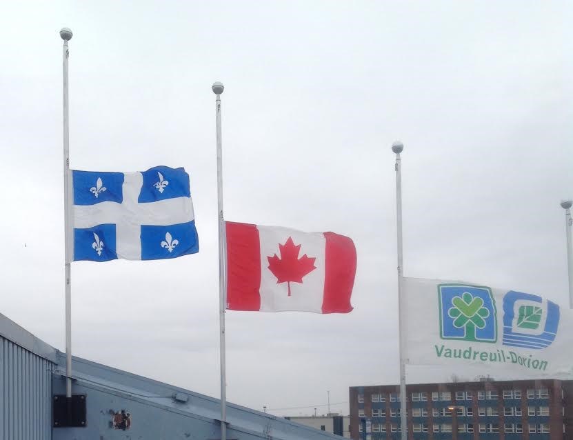 Attentat: Vaudreuil-Dorion met ses drapeaux en berne