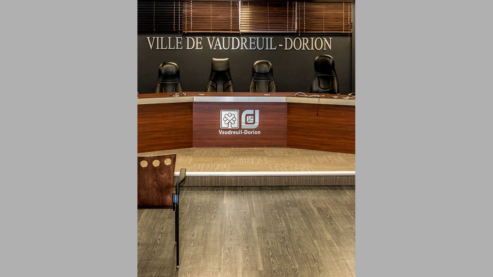 Vaudreuil-Dorion: une séance du conseil municipal mouvementée 