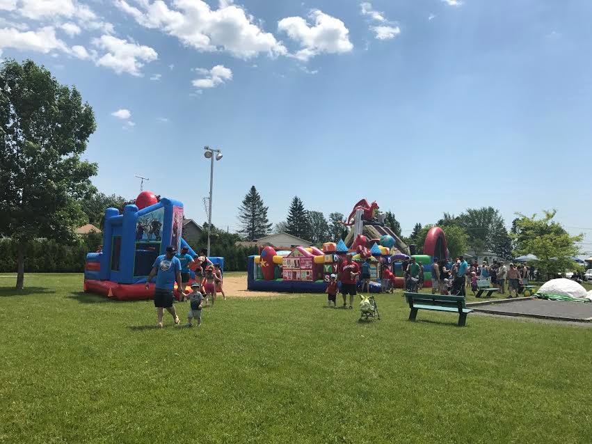La fête familale de Saint-Zotique se tient sous le soleil au grand bonheur de tous