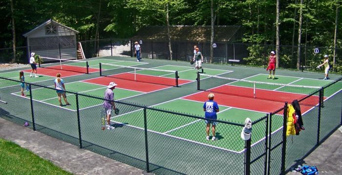 Exit le tennis, place au Pickleball à Salaberry-de-Valleyfield!  