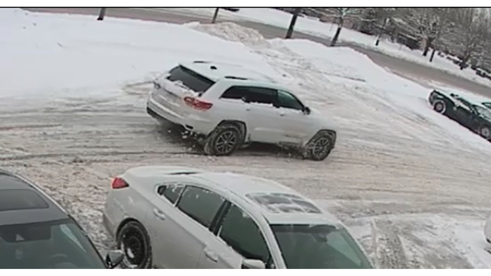 Le SPVM recherche un suspect commettant des invasions de domicile  
