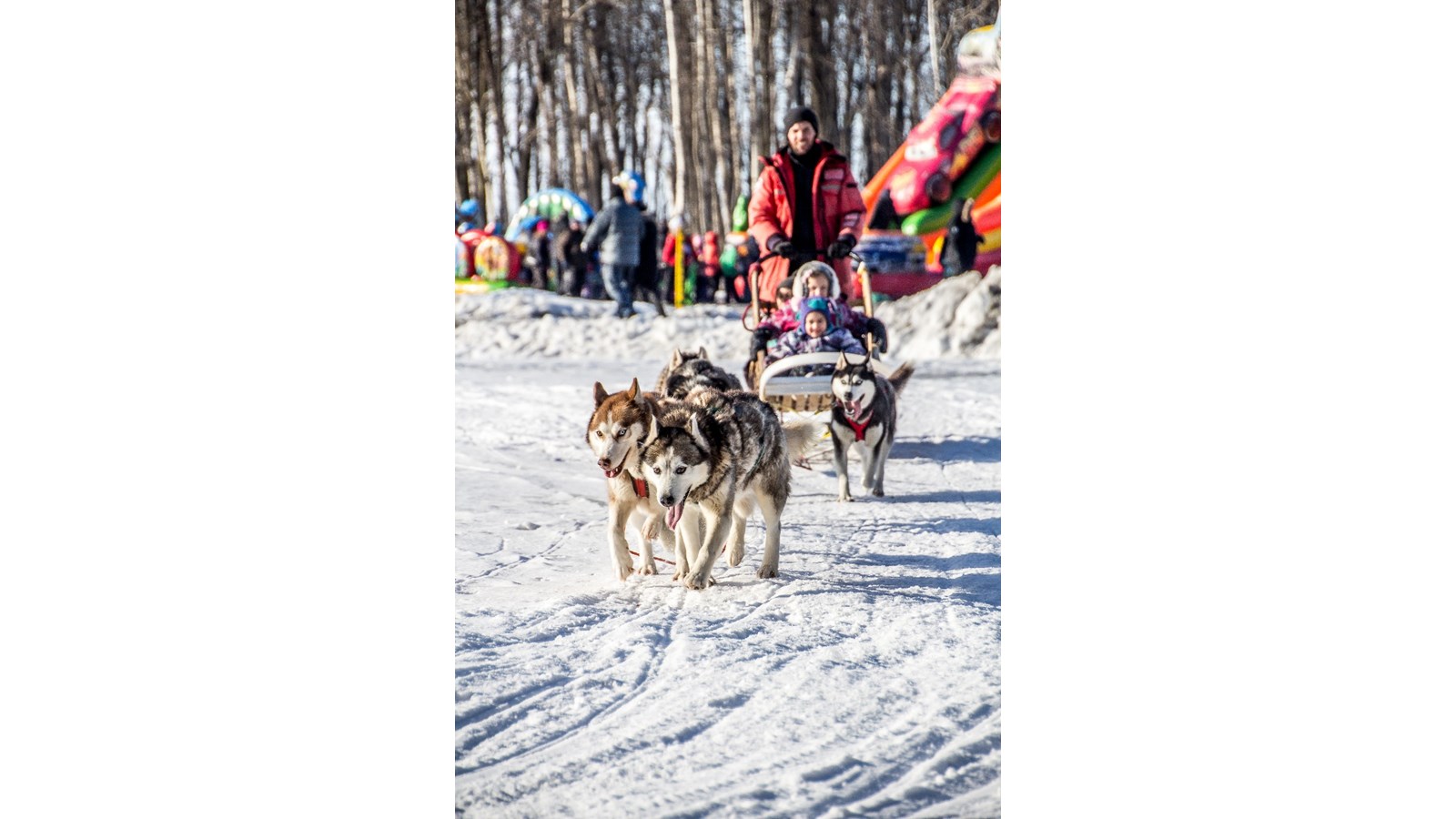 Profitez de l'hiver en famille à Saint-Zotique avec la Festiglace