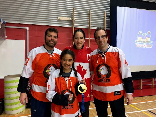 L'olympienne Caroline Ouellette rencontre les élèves de l'école Brind'Amour