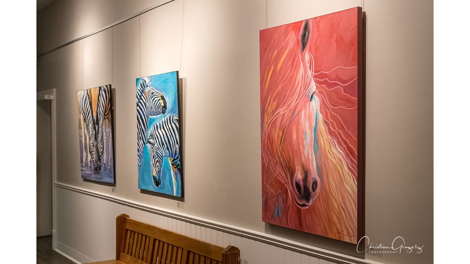 Deux univers, deux expositions, une seule galerie