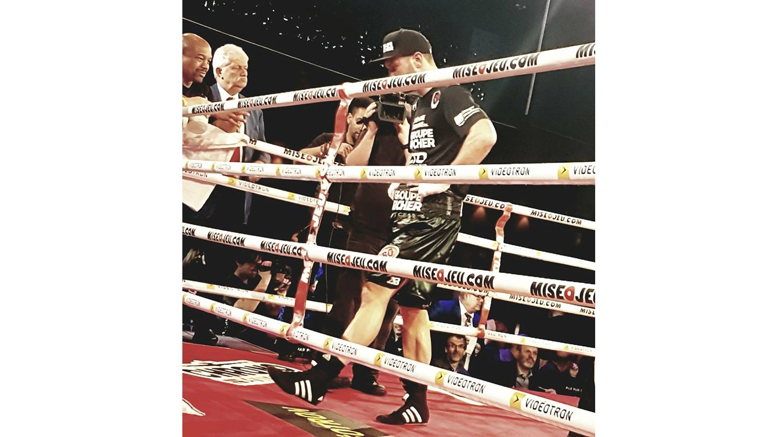 Boxe défaite de Lafrenière: The People's Champ perd son titre