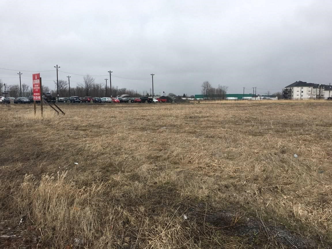 La Ville de Vaudreuil-Dorion lancera un avis d'achat pour ce terrain afin d'y construire, entre autres, son hôtel-de-ville.