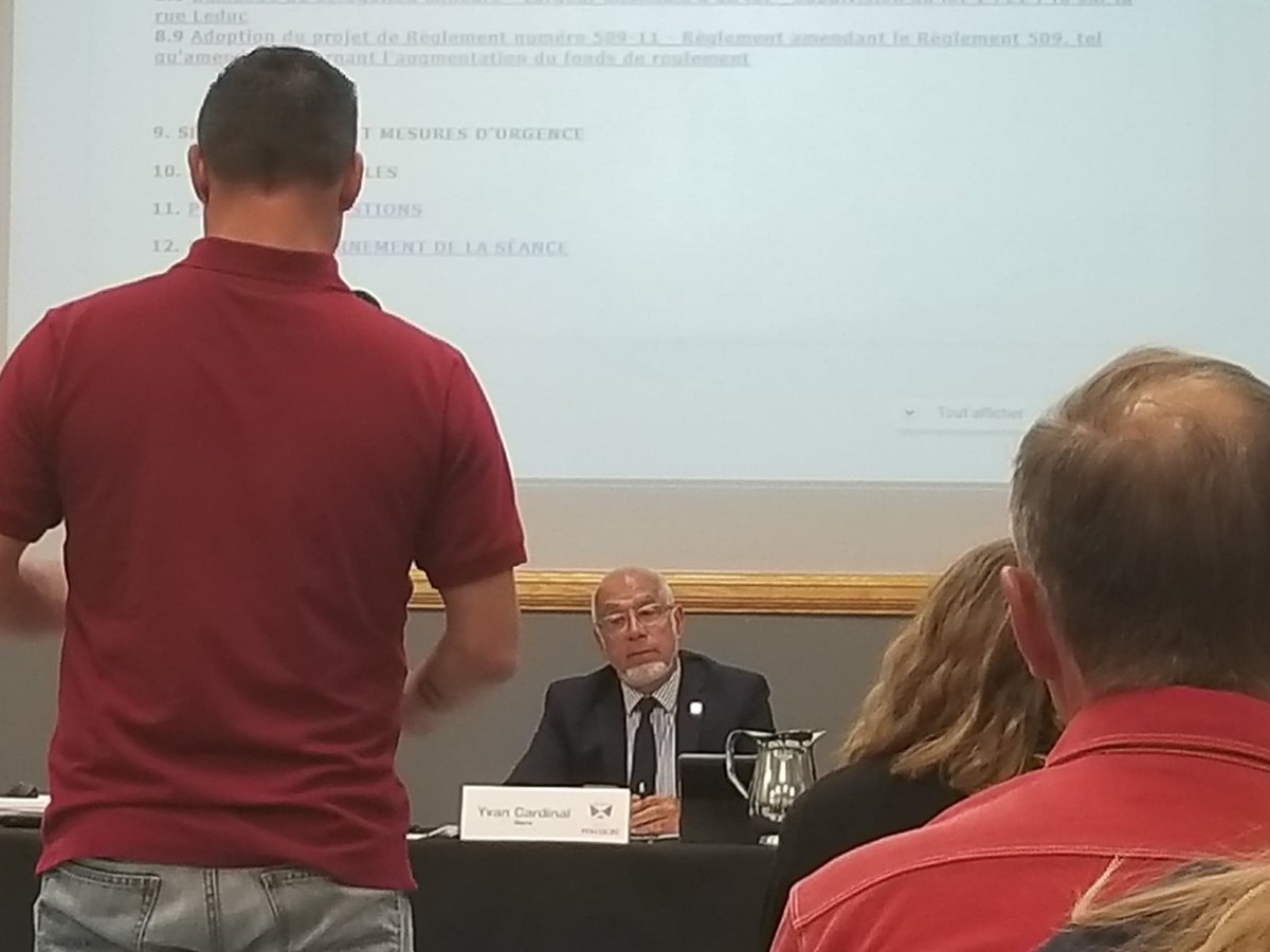 Les Pincourtois veulent sauver le boisé Rousseau