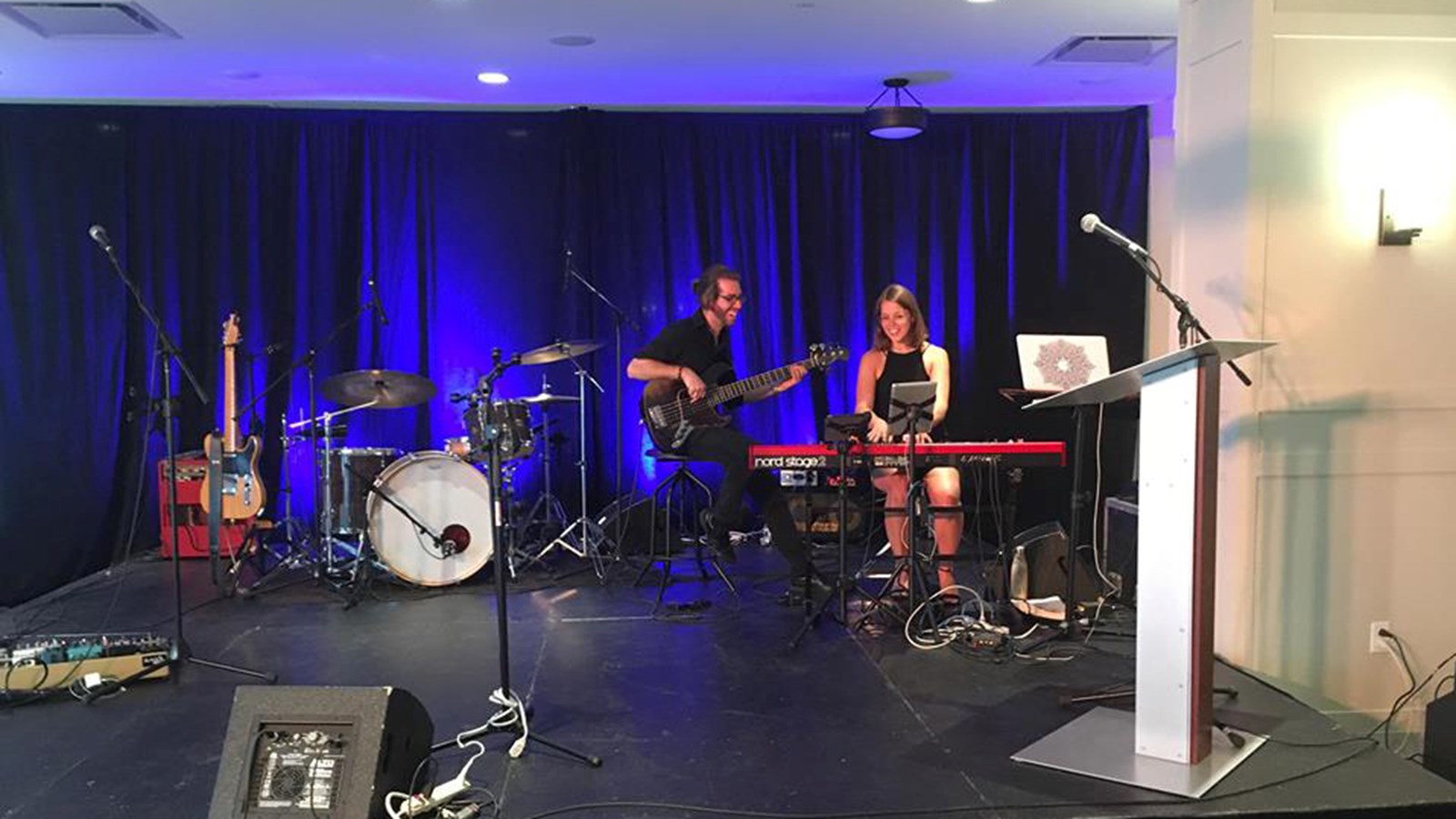 Le groupe Harmonik.