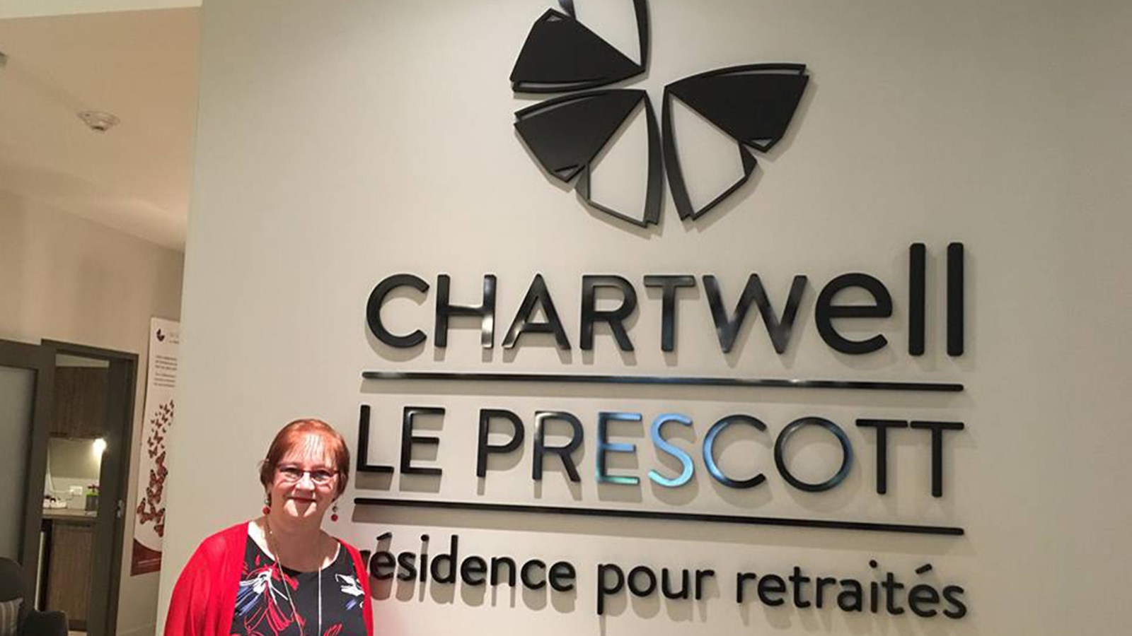 La directrice générale du Chartwell-Le Prescott, Lorraine Loubier était très heureuse de célébrer ce premier anniversaire.