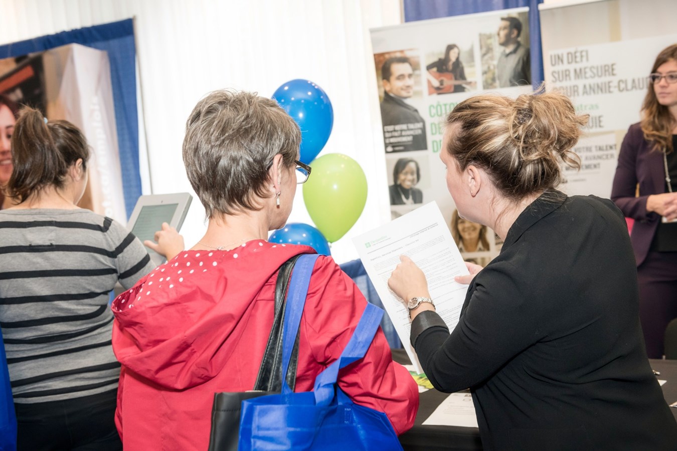 Les chercheurs d'emploi étaient au rendez-vous lors du 17e Salon de l'emploi de Vaudreuil-Soulanges