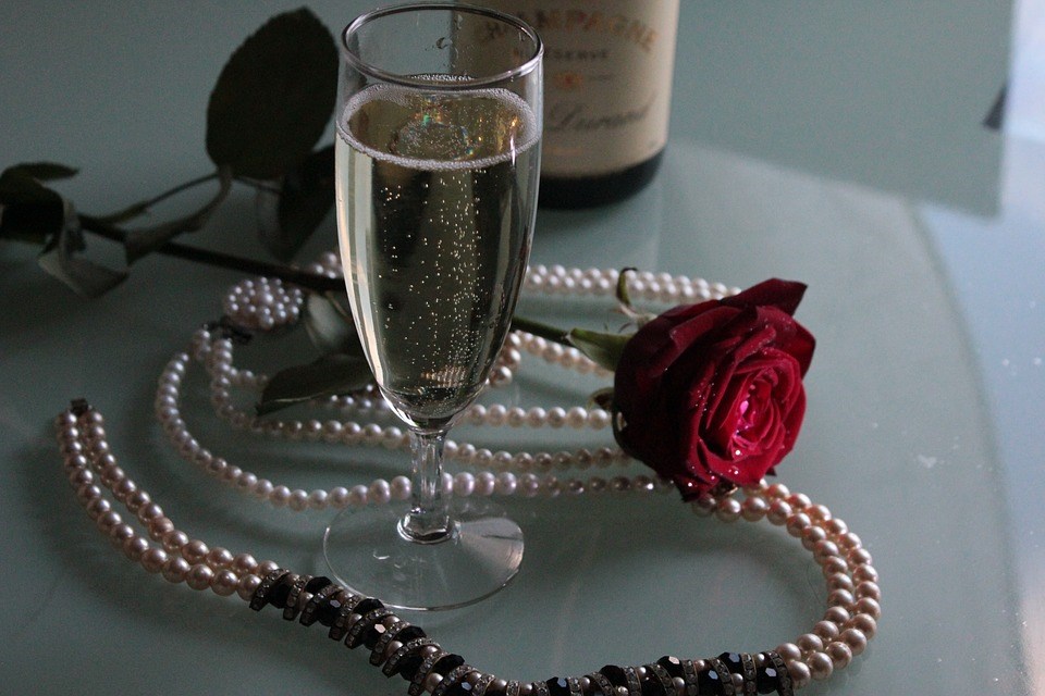 Une soirée Bulles et Bijoux ça vous dit ?