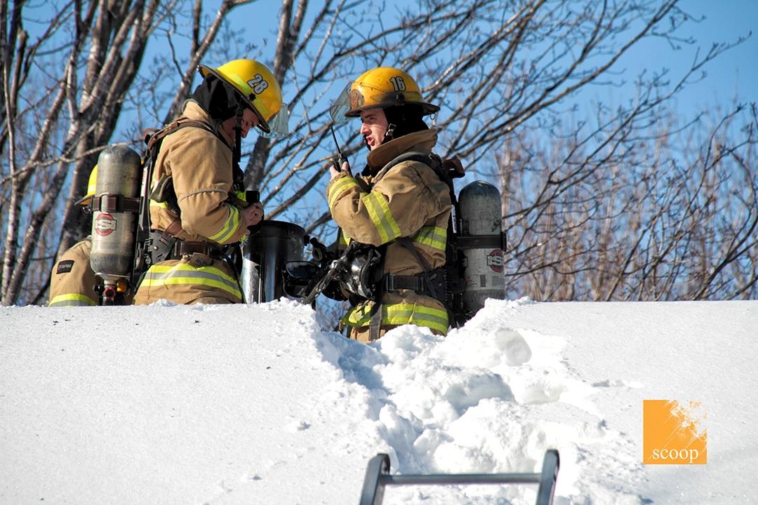 Feu de cheminée à Très-Saint-Rédempteur