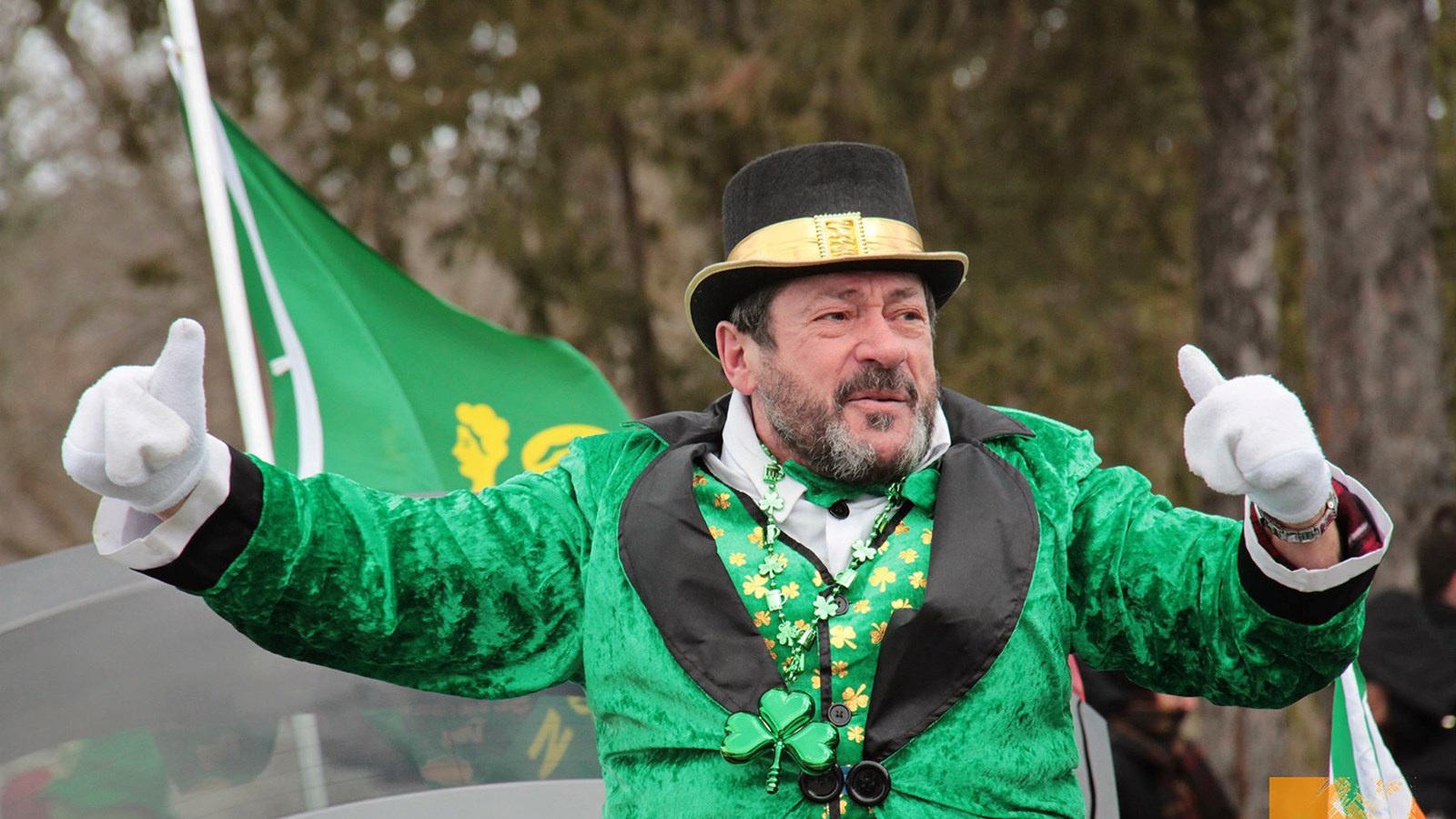 Hudson célèbre les Irlandais lors d’un défilé le 16 mars
