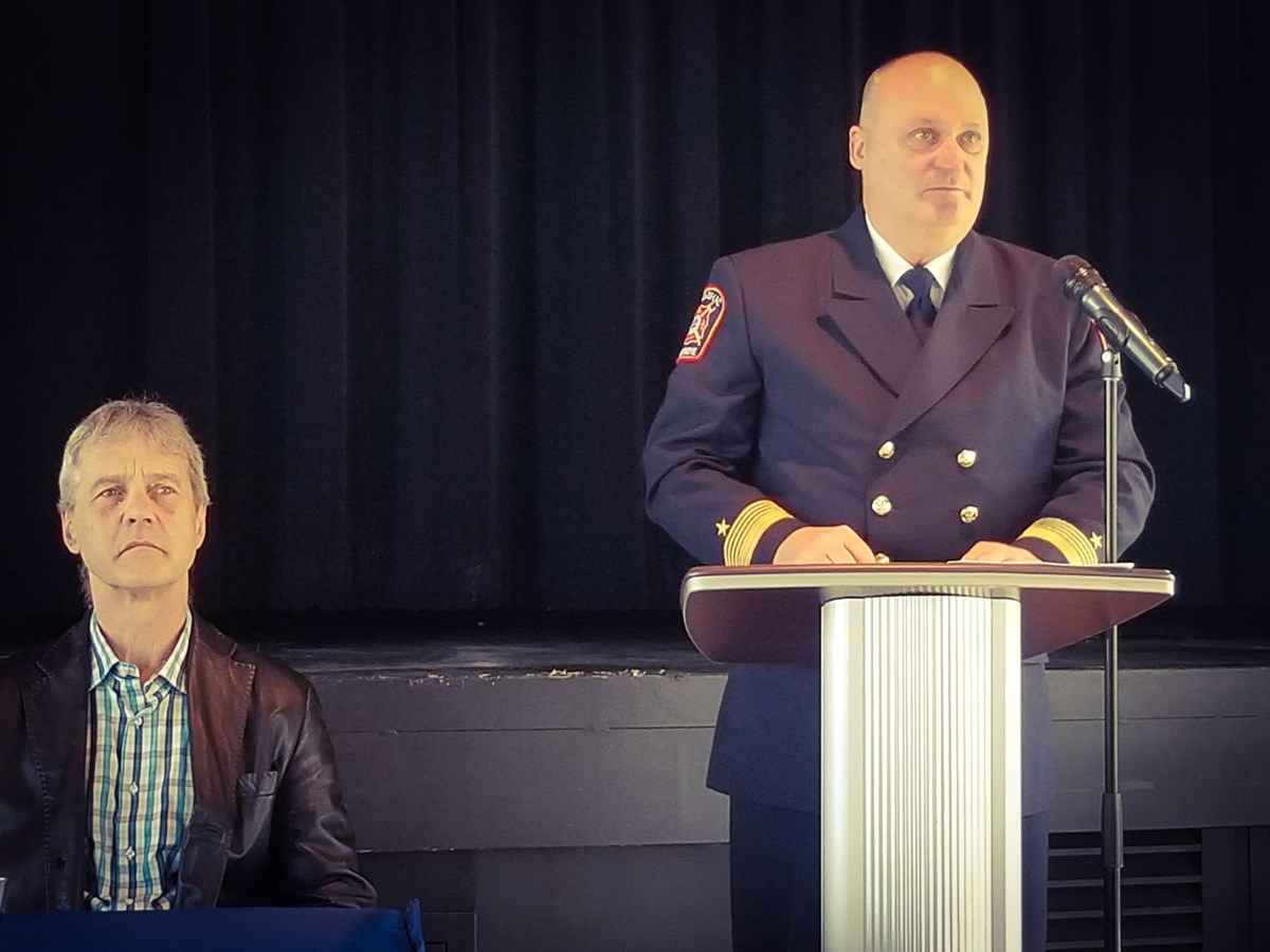 Entente historique entre les pompiers de Les Coteaux et de Coteau-du-Lac
